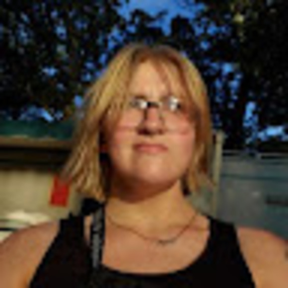 Meet your Posher, Megan - Picture 1 of 1